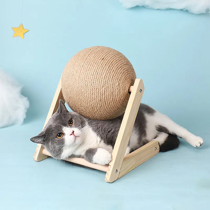 Purrfect Spin: Der interaktive Kratzbaum-Ball